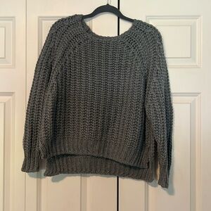 sweater in kut brand size medium. great condition very cozy and a little heavy
